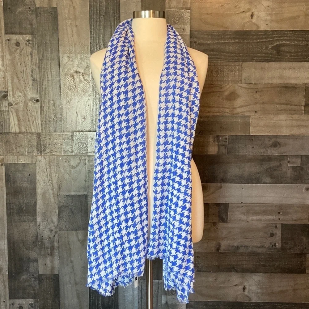 NWT! GAP blue white Houndstooth scarf coastal cowgirl resortwear quiet luxury